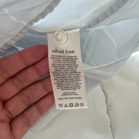 Aritzia Wilfred Free Striped Short Sleeve Button Down Shirt - Picture 6 of 6